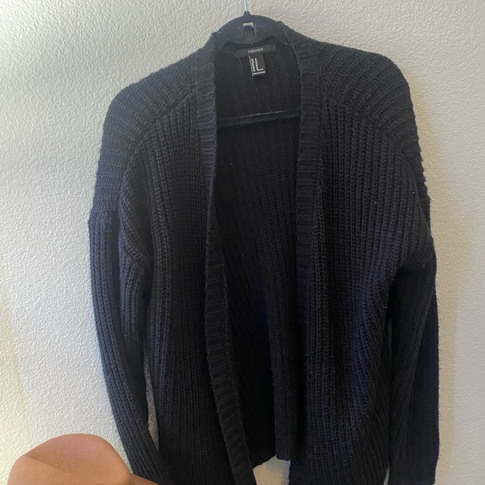 Black cardigan forever 21 size M